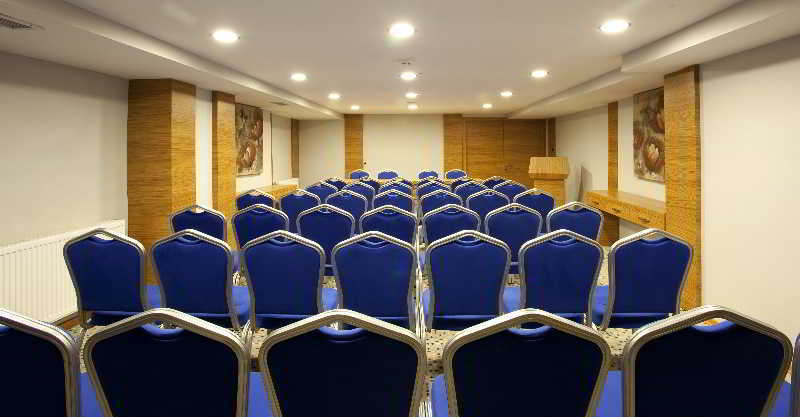 Derpa מלון 4*