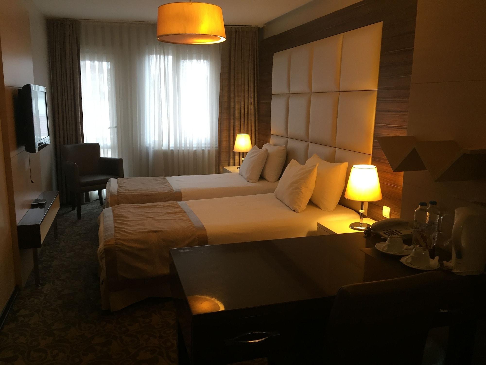 Derpa Отель 4*
